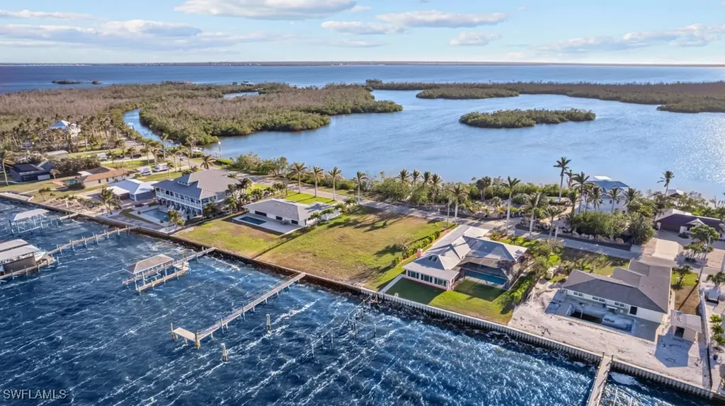 2226 8th Avenue St. James City FL 33956