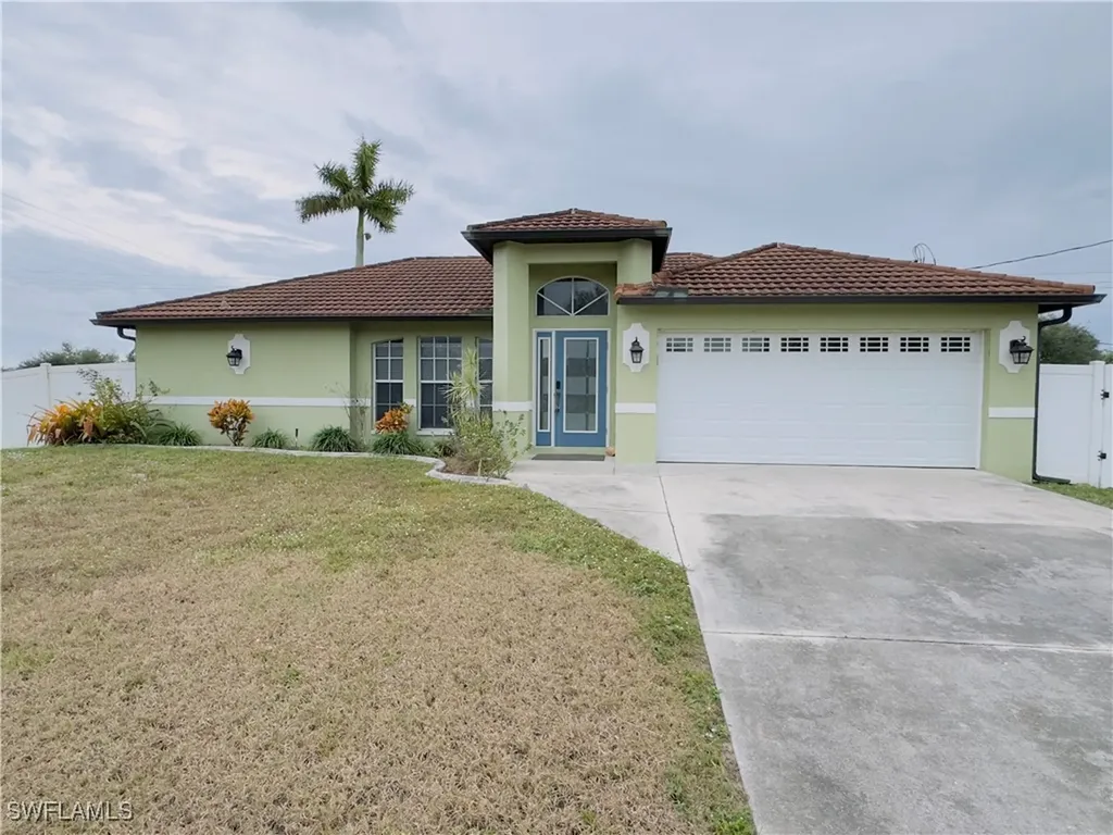 142 Zobora Circle Fort Myers FL 33913