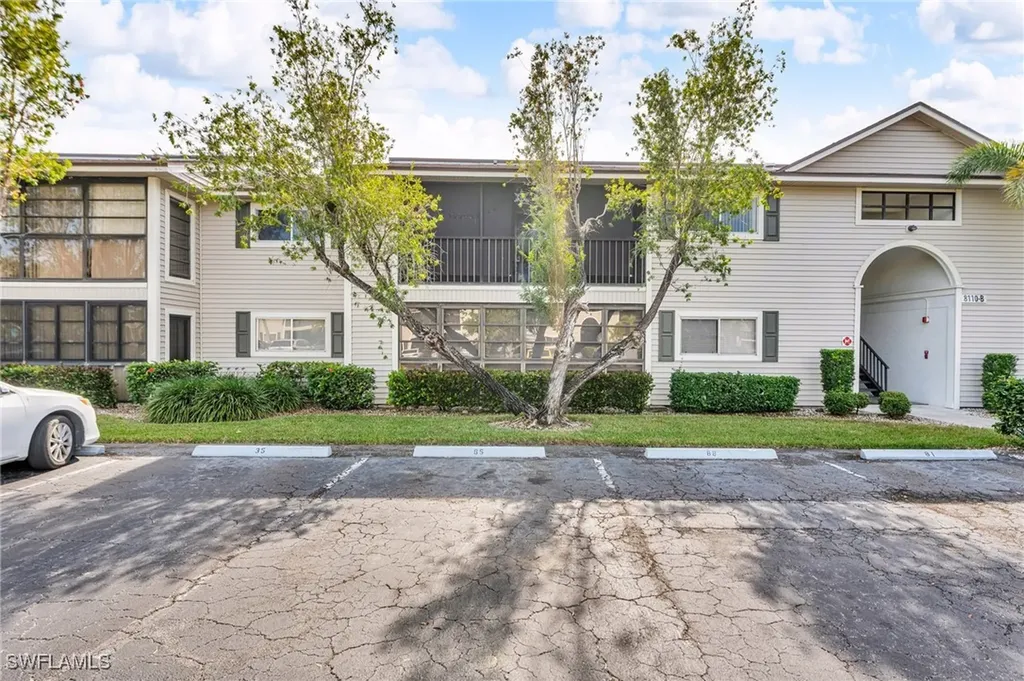 8110 S Woods Circle Fort Myers FL 33919