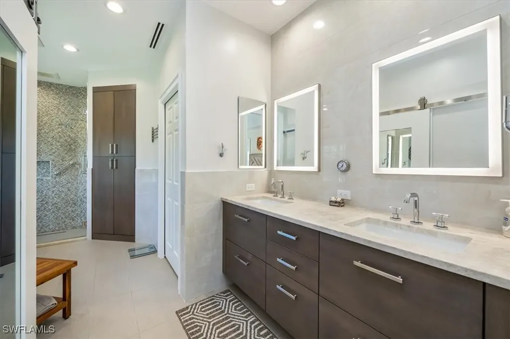 535 Eagle Creek Drive Naples FL 34113