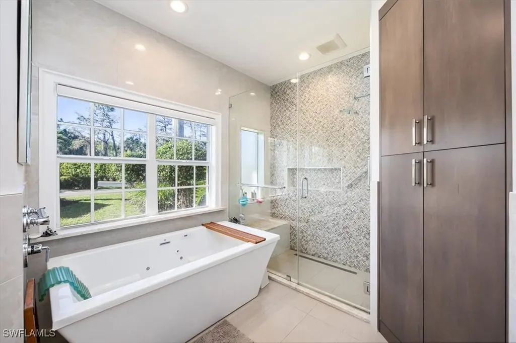 535 Eagle Creek Drive Naples FL 34113