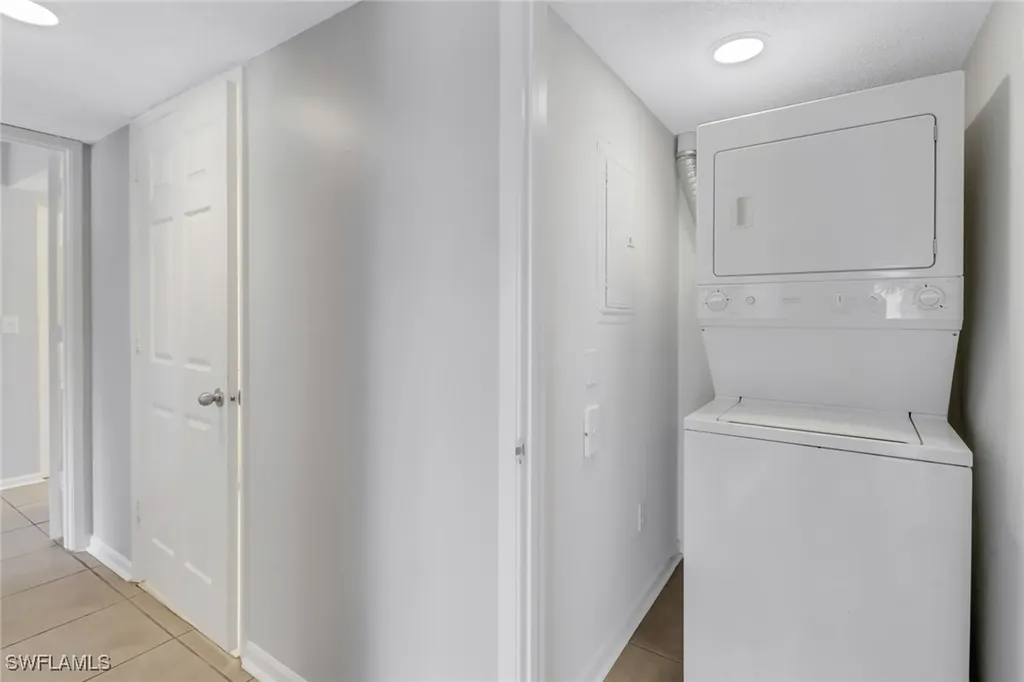 1875 Florida Club Drive Naples FL 34112