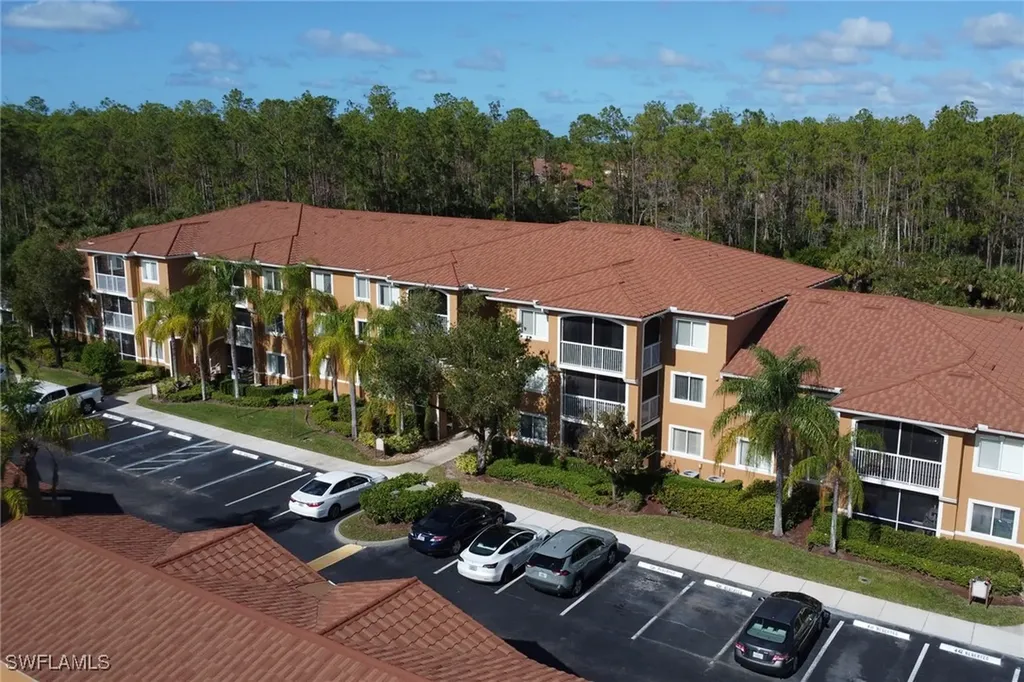 1875 Florida Club Drive Naples FL 34112