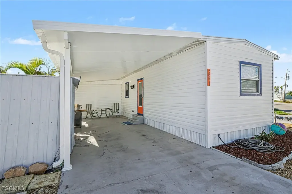 3893 Dewberry Lane St. James City FL 33956