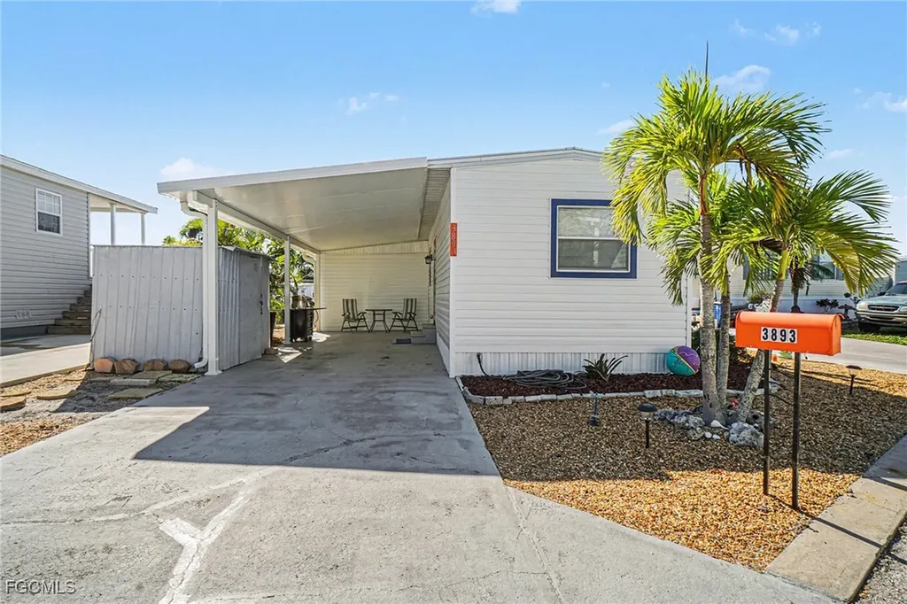 3893 Dewberry Lane St. James City FL 33956