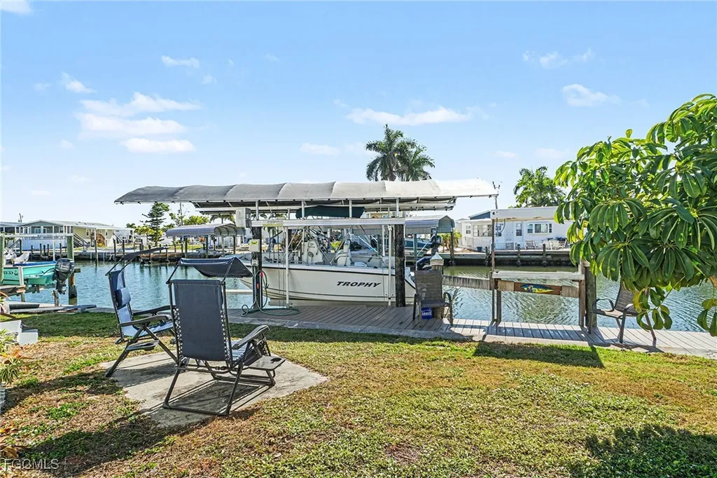 3893 Dewberry Lane St. James City FL 33956