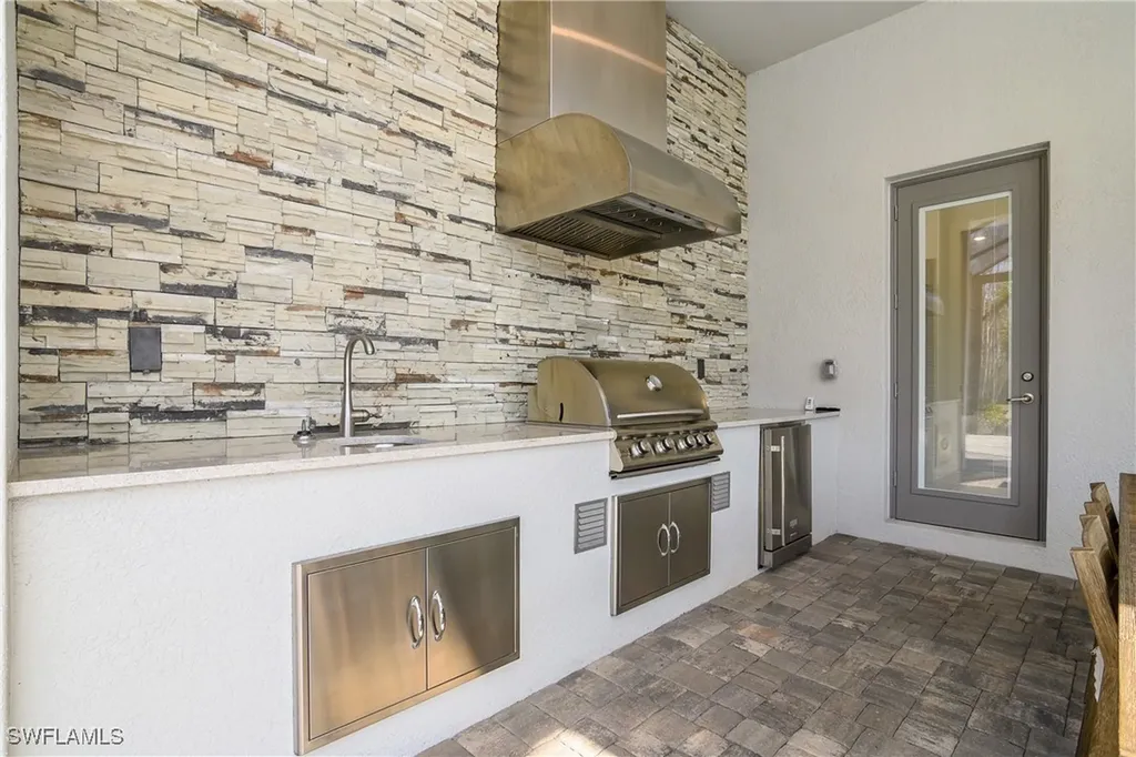18508 Wildblue Boulevard Fort Myers FL 33913