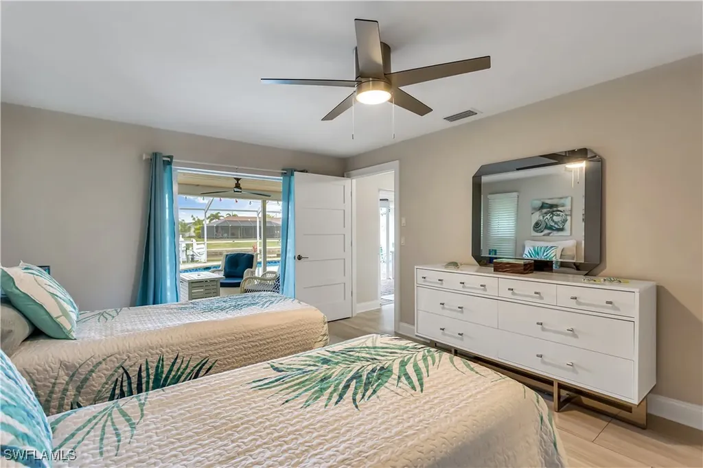 5235 SW 2nd Place Cape Coral FL 33914