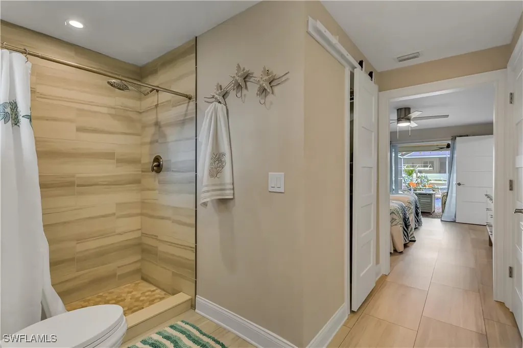 5235 SW 2nd Place Cape Coral FL 33914