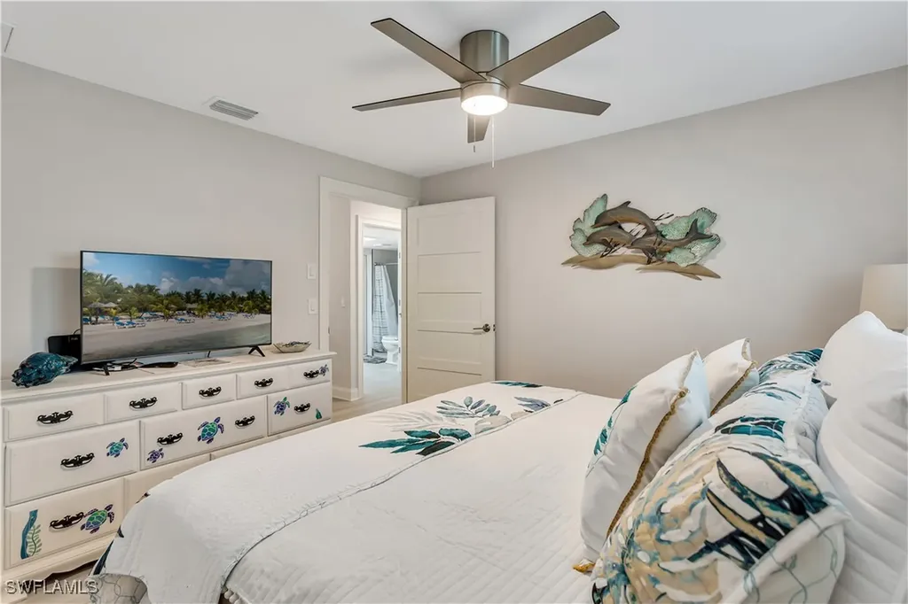 5235 SW 2nd Place Cape Coral FL 33914