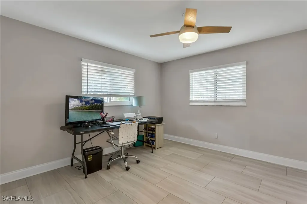 5235 SW 2nd Place Cape Coral FL 33914