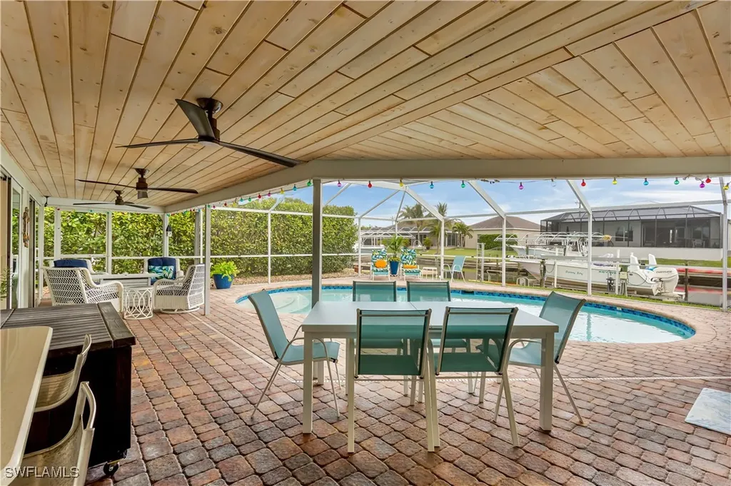 5235 SW 2nd Place Cape Coral FL 33914