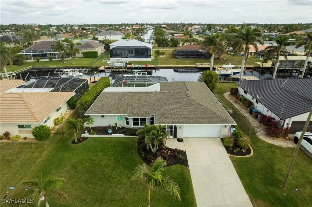 5235 SW 2nd Place Cape Coral FL 33914