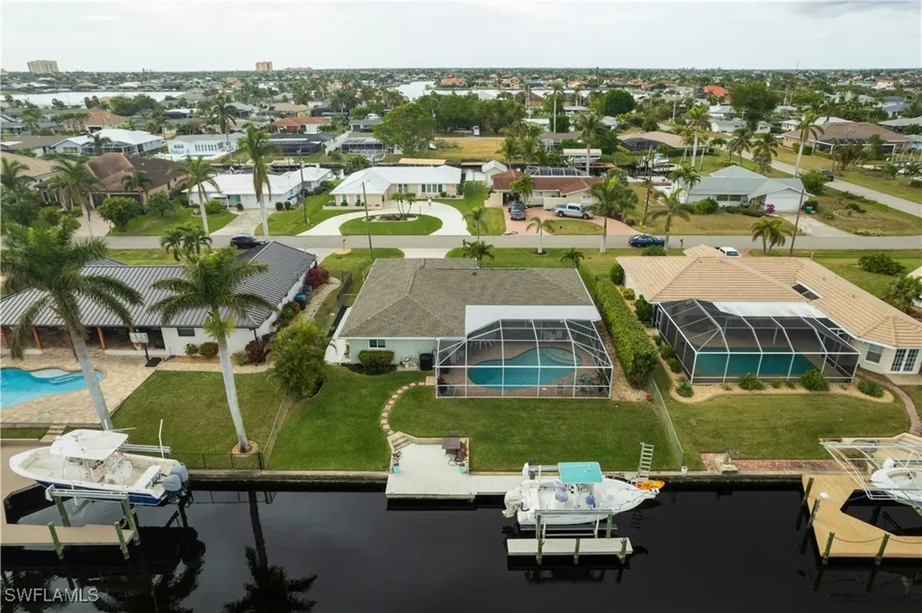 5235 SW 2nd Place Cape Coral FL 33914