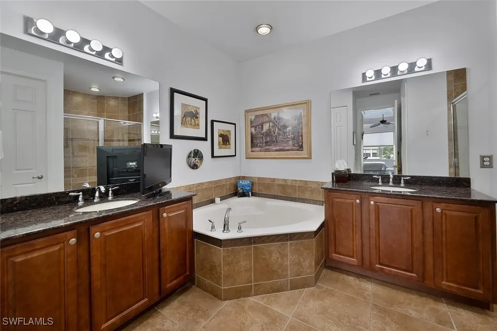 6549 Monterey Point Naples FL 34105