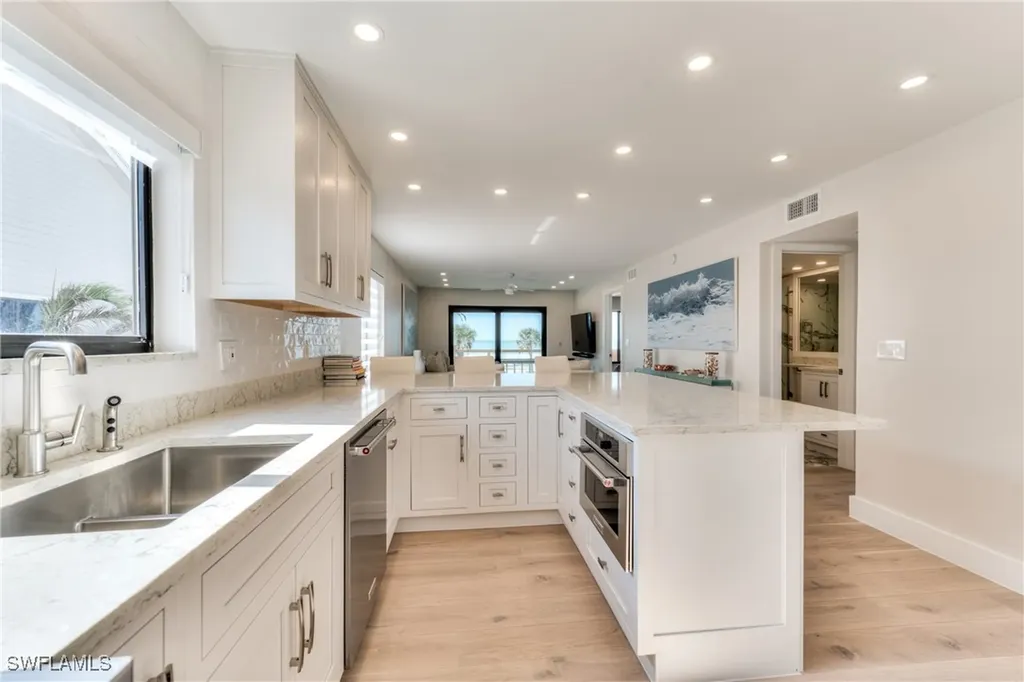 1408 Beach Cottages Captiva FL 33924