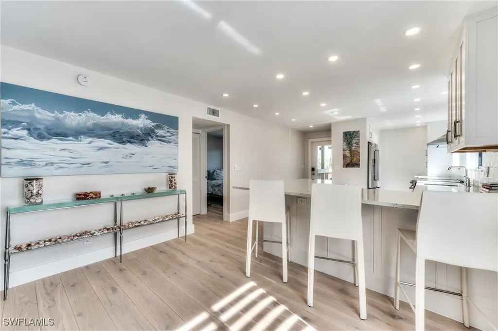 1408 Beach Cottages Captiva FL 33924