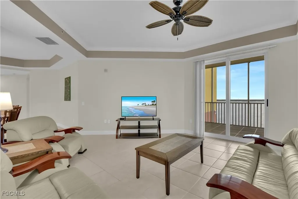 2745 1st Street Fort Myers FL 33916