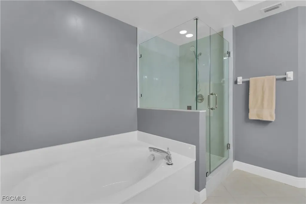 2745 1st Street Fort Myers FL 33916