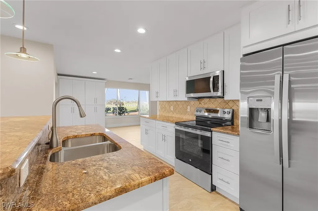 1113 Sand Castle Road Sanibel FL 33957