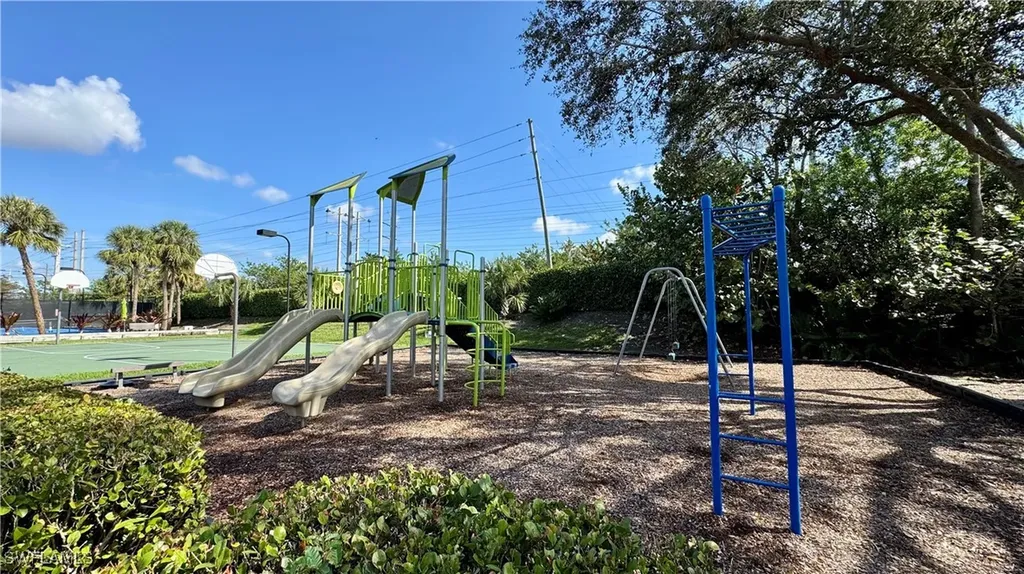 7750 Gardner Drive Naples FL 34109