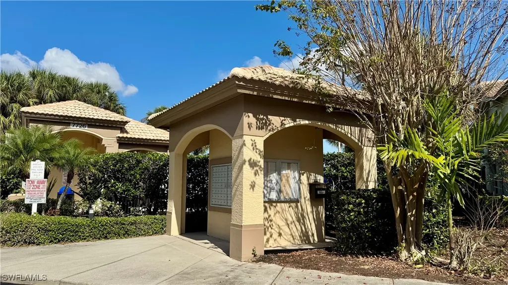 7750 Gardner Drive Naples FL 34109