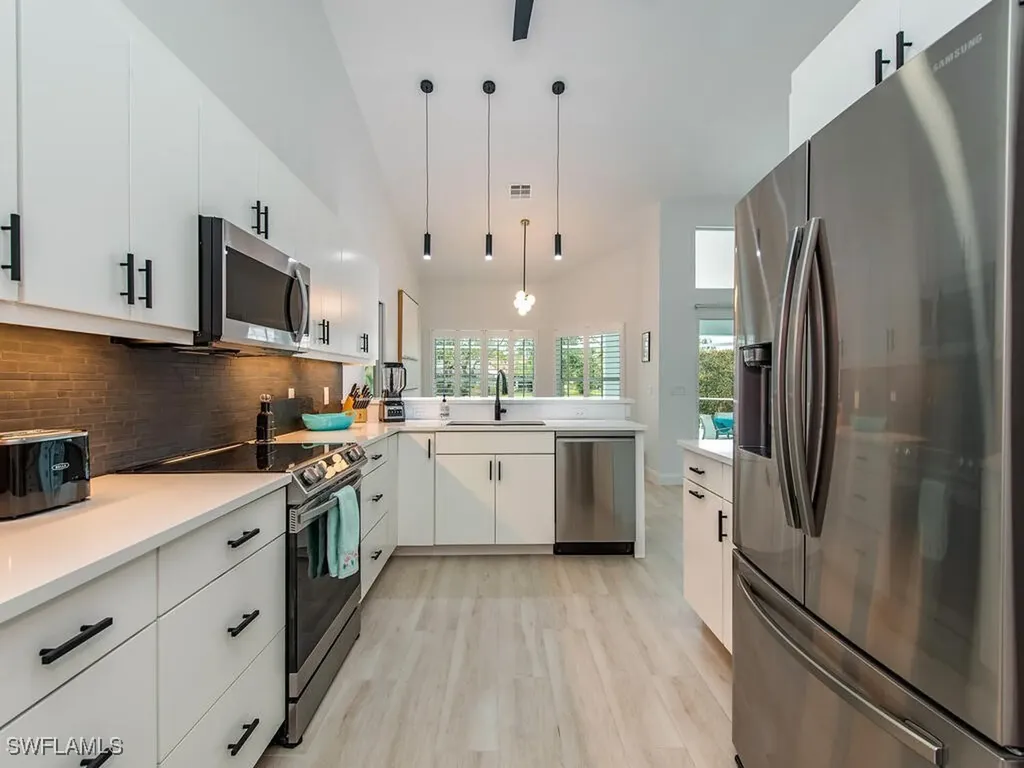 5192 Lochwood Court Naples FL 34112
