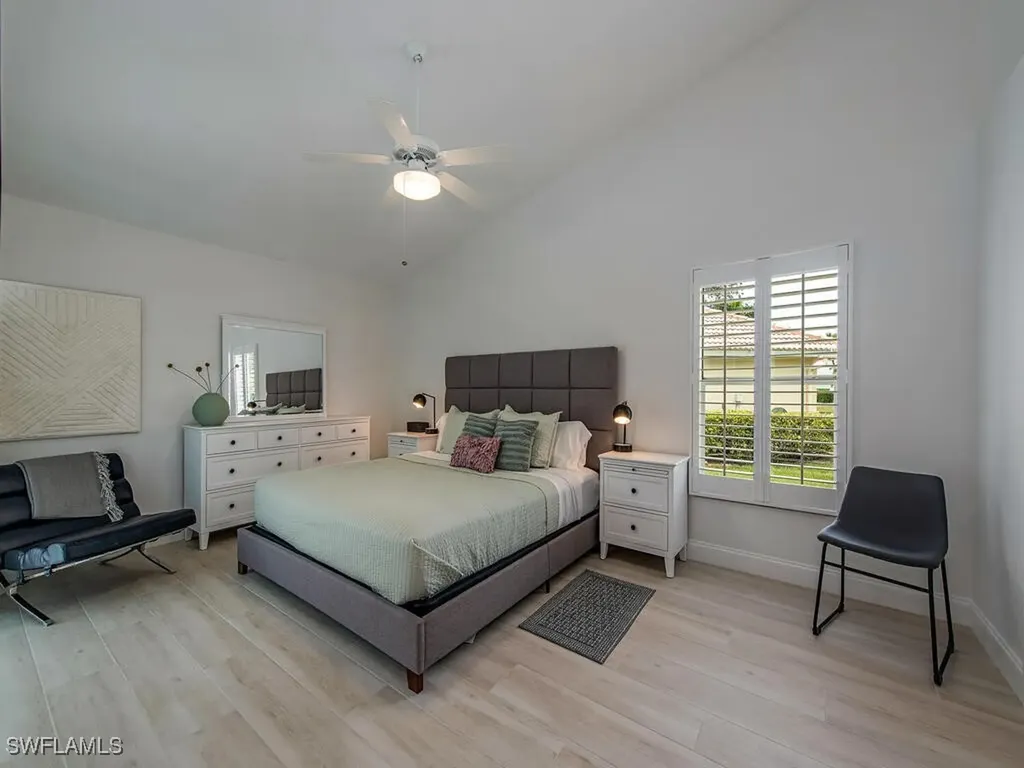 5192 Lochwood Court Naples FL 34112