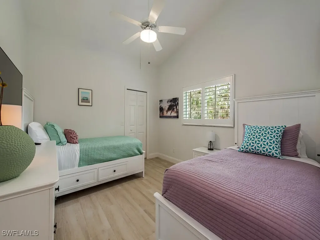 5192 Lochwood Court Naples FL 34112