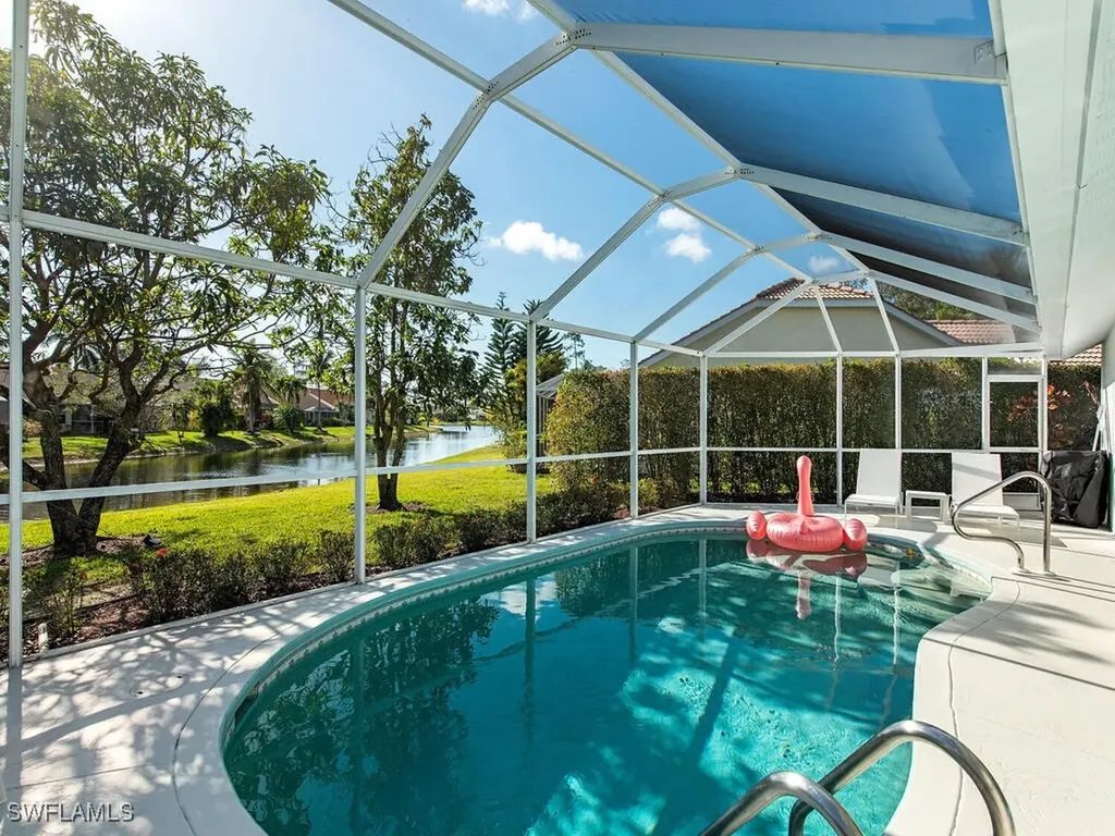 5192 Lochwood Court Naples FL 34112