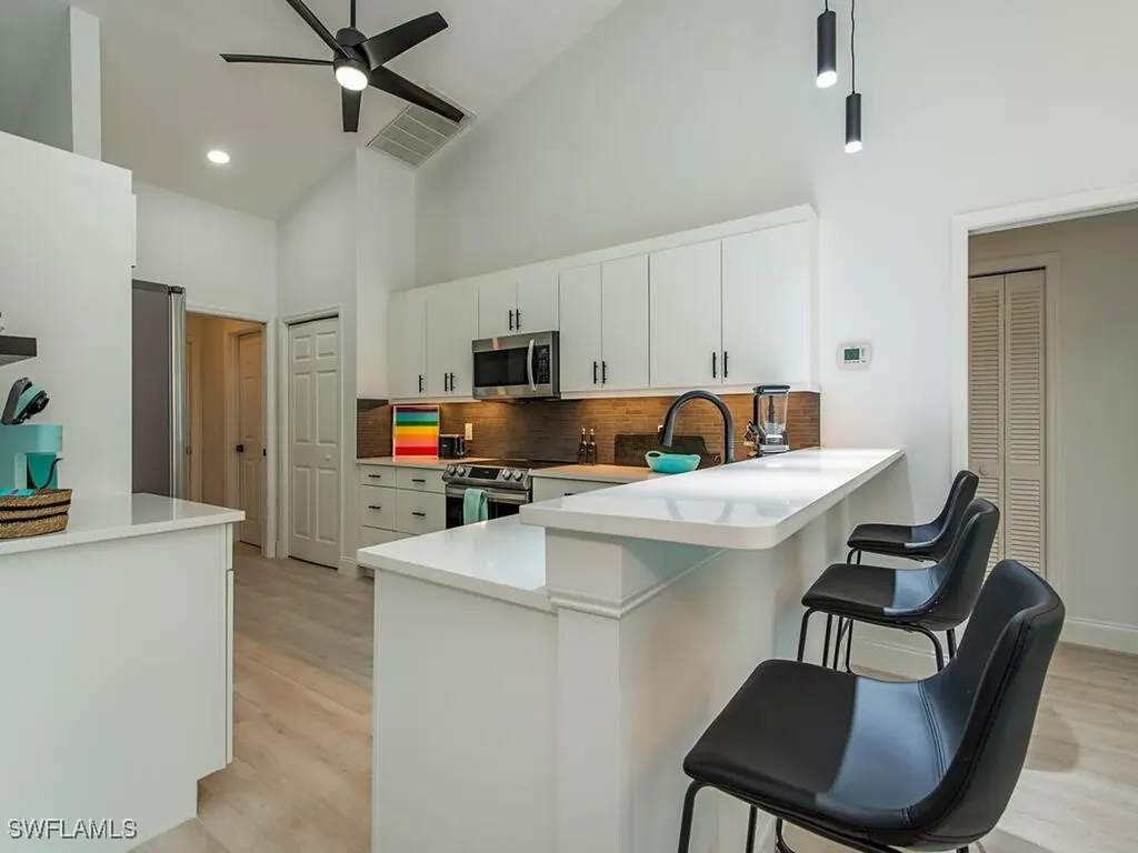 5192 Lochwood Court Naples FL 34112