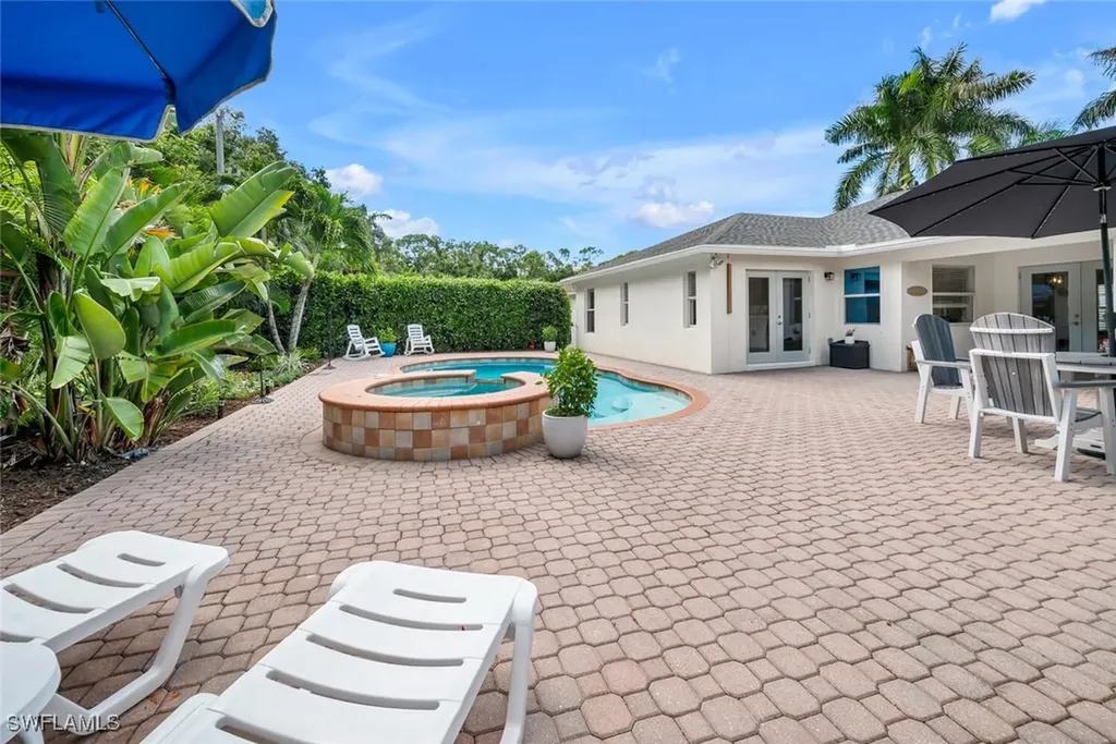 1340 Center Lane Naples FL 34110