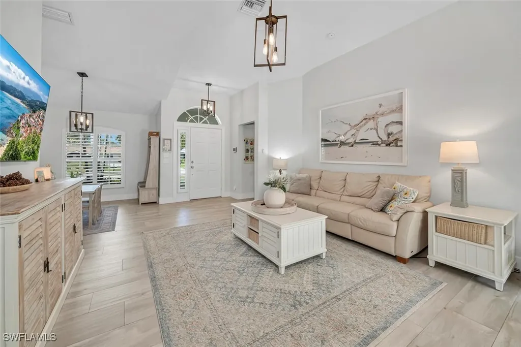 1340 Center Lane Naples FL 34110