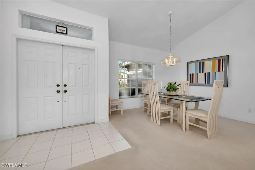 4882 Berkeley Drive Naples FL 34112
