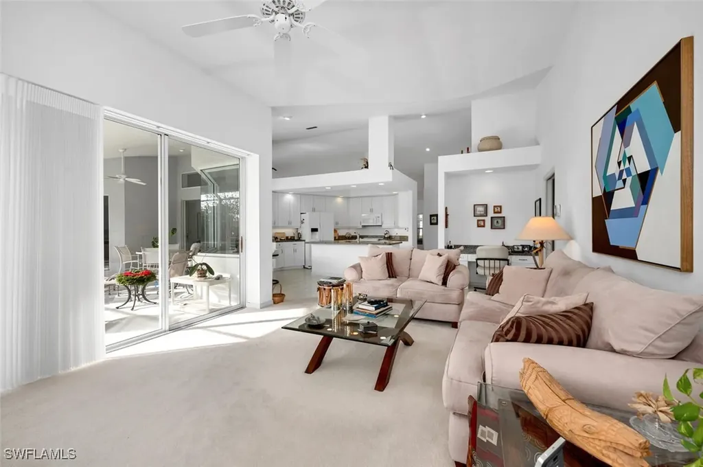 4882 Berkeley Drive Naples FL 34112