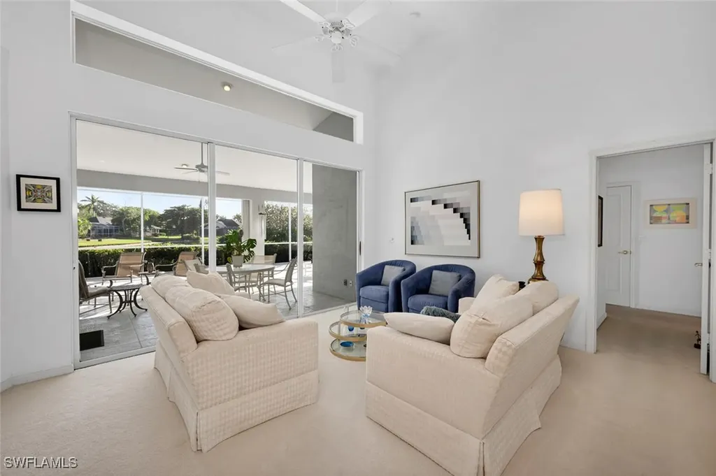 4882 Berkeley Drive Naples FL 34112