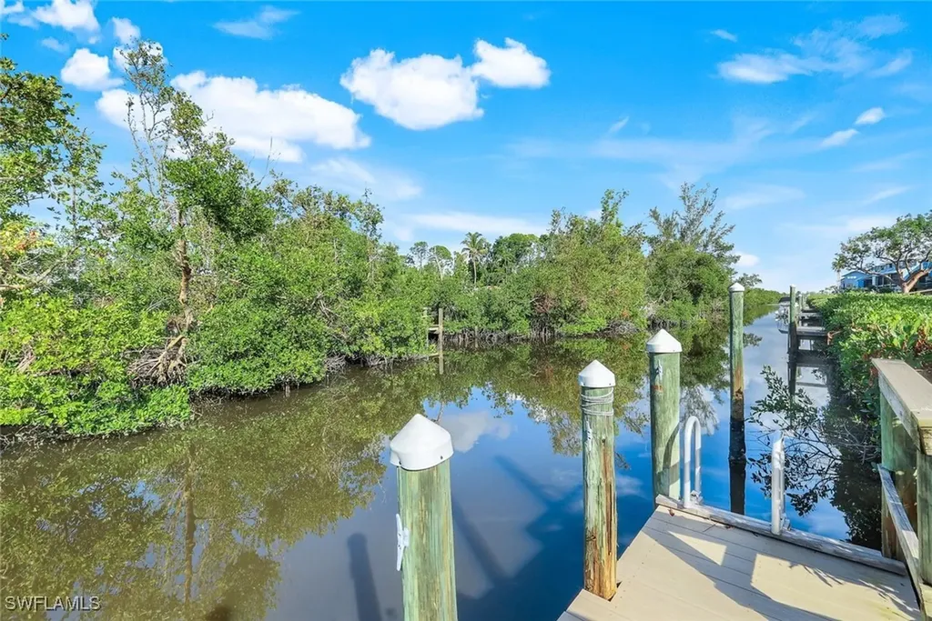 5271 Blue Crab Circle Bokeelia FL 33922