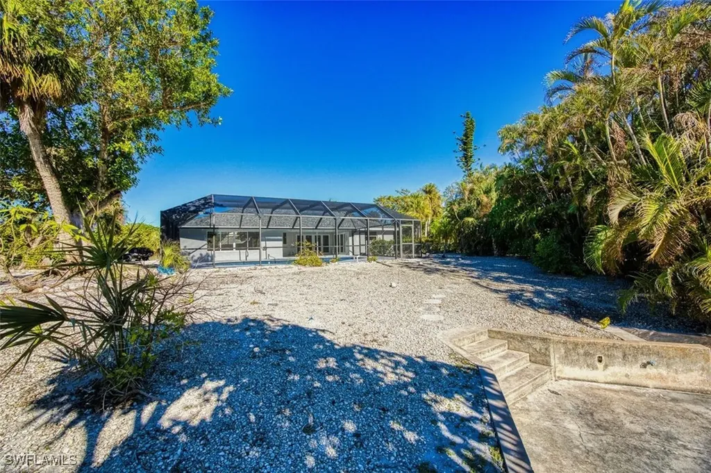 755 Pen Shell Drive Sanibel FL 33957