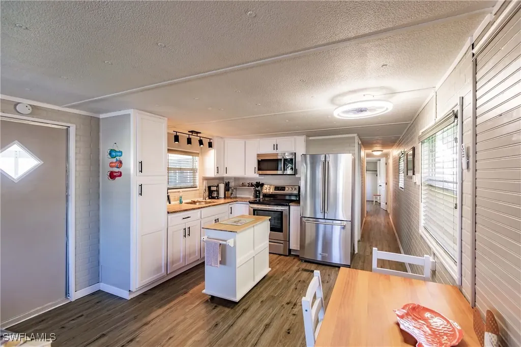 9806 Sugarberry Way Fort Myers FL 33905