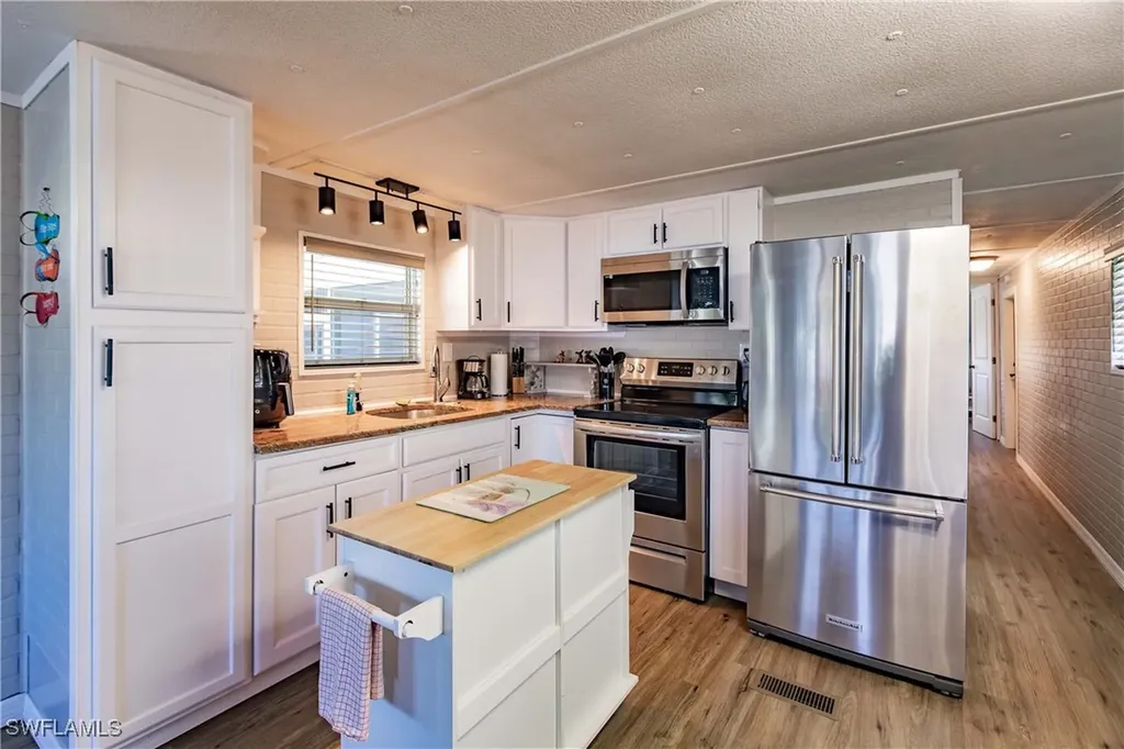 9806 Sugarberry Way Fort Myers FL 33905