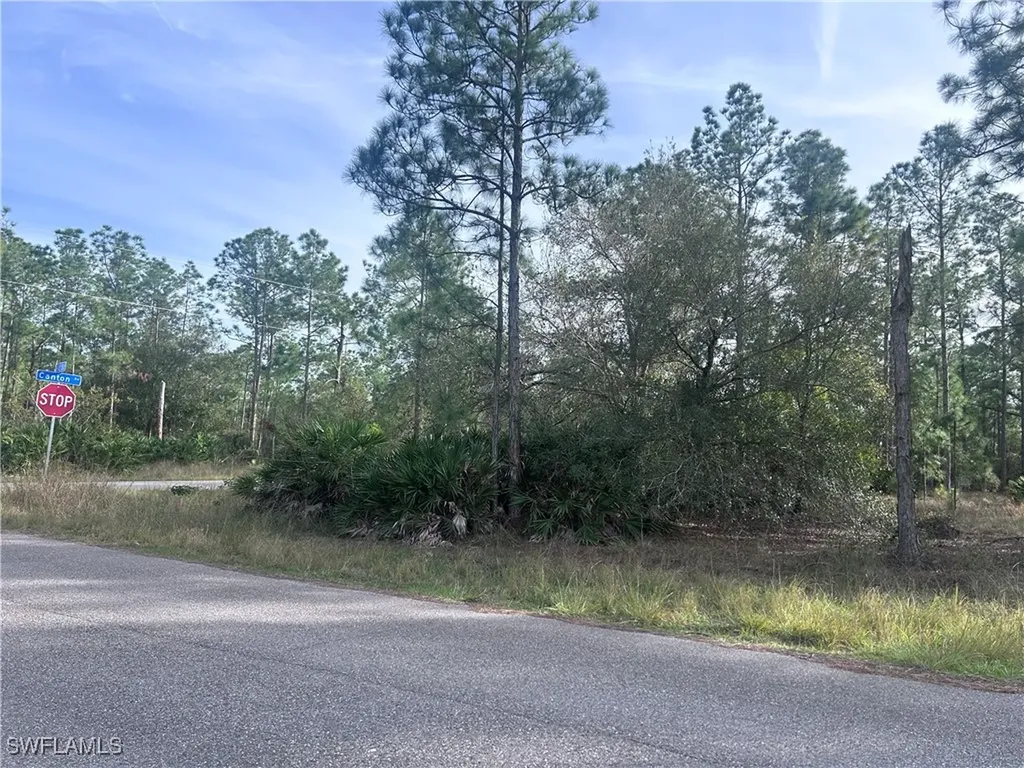3106 E 13th Street Lehigh Acres FL 33972