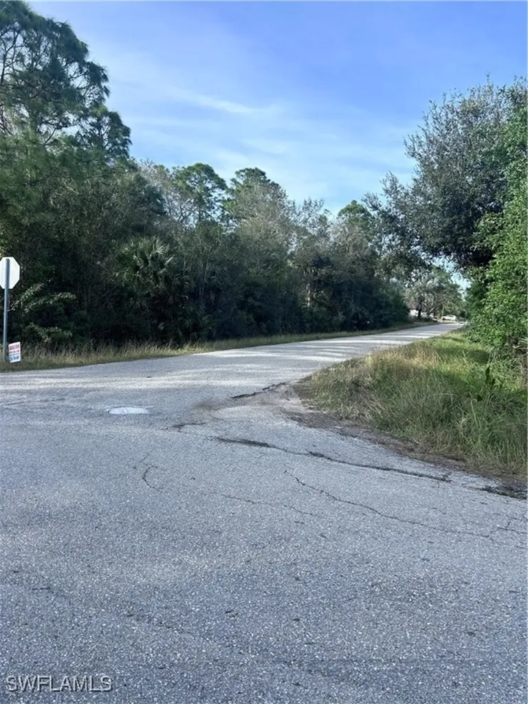 3106 E 13th Street Lehigh Acres FL 33972