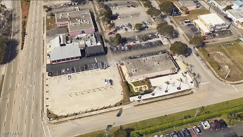 1725 Cape Coral Parkway E Cape Coral FL 33904