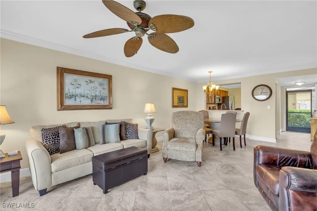 221 Fox Glen Drive Naples FL 34104