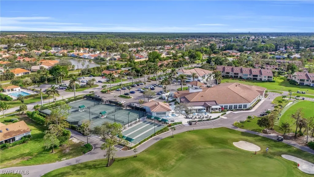 221 Fox Glen Drive Naples FL 34104