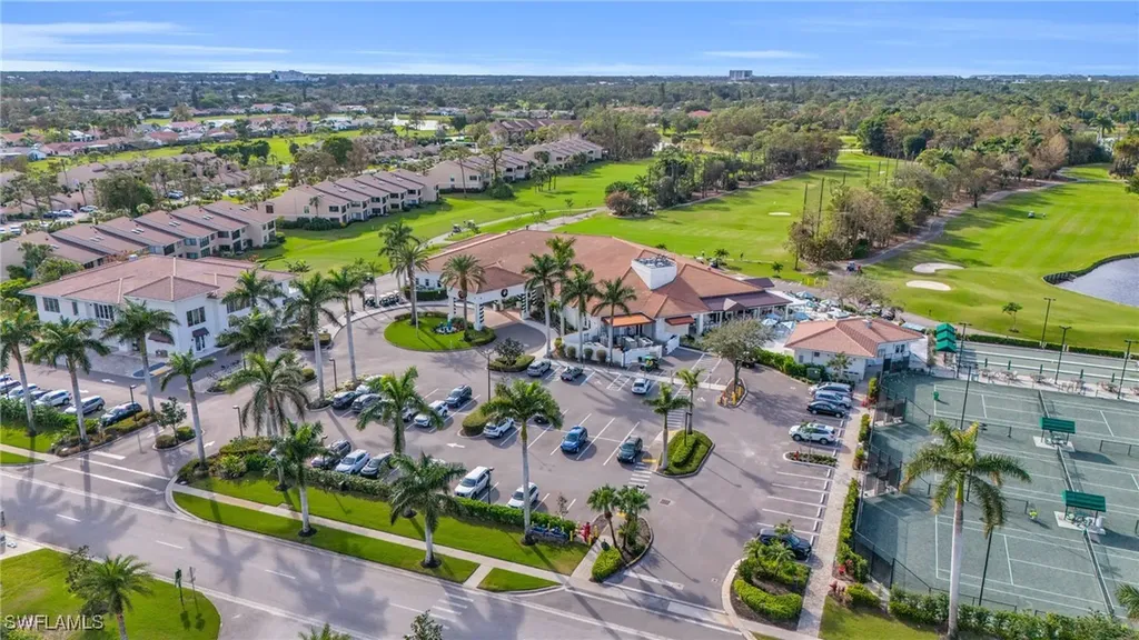221 Fox Glen Drive Naples FL 34104