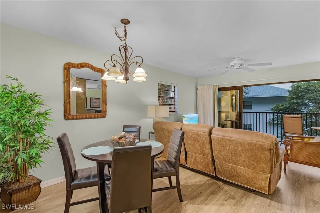 600 Neapolitan Way Naples FL 34103