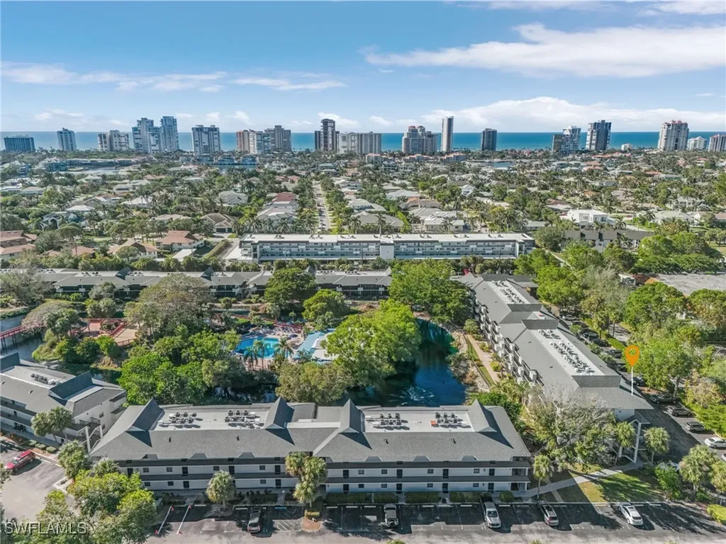 600 Neapolitan Way Naples FL 34103