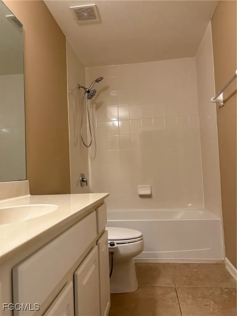 2851 Via Campania Street Fort Myers FL 33905