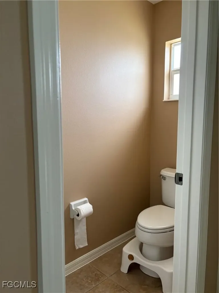 2851 Via Campania Street Fort Myers FL 33905